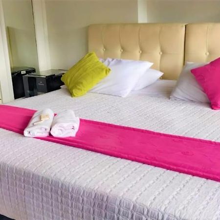 Hotel Zafiro Boutique Bogotá Esterno foto